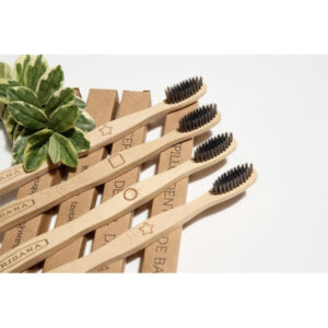 4 UDS CEPILLO DENTAL IRISANA CARBON ACTIVO BAMBU